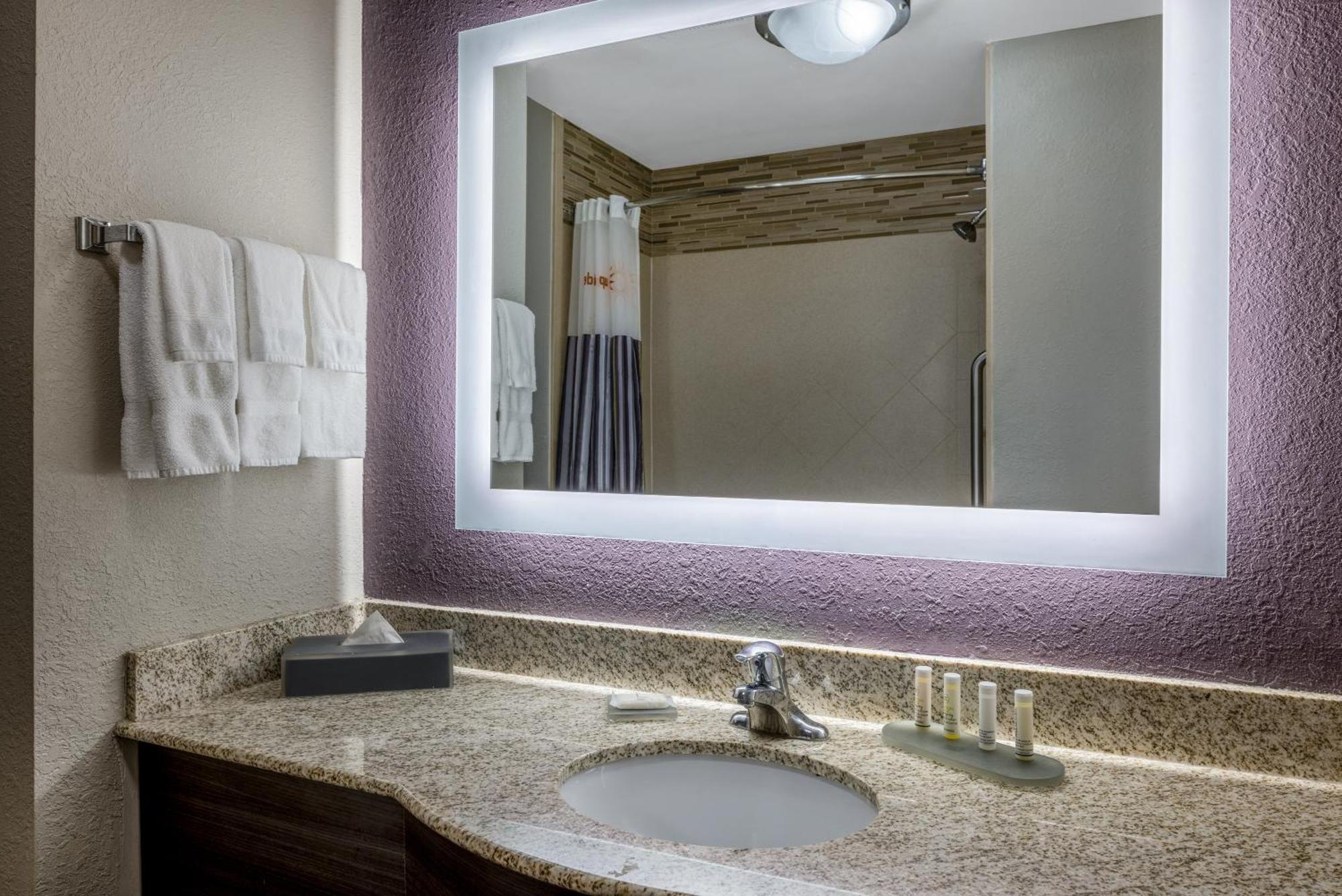 Hotel La Quinta By Wyndham Covington Extérieur photo